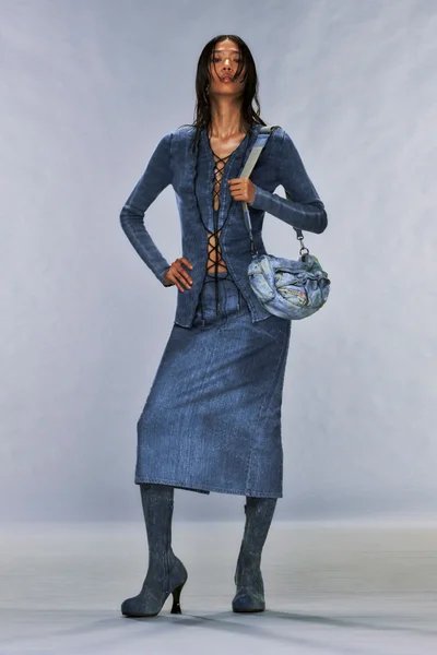 Look 5